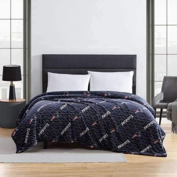 NFL Oversized Blanket - Picture 5 of 6